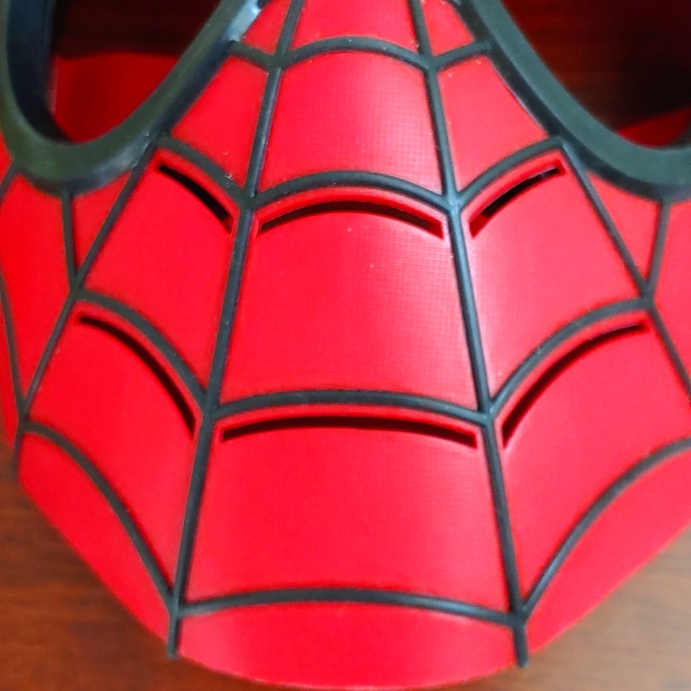 Spider-Man Mask - Picture 3 of 3